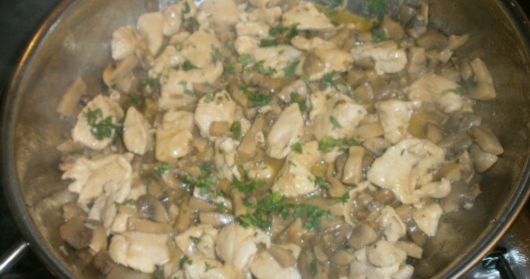PETTI DI POLLO AI FUNGHI