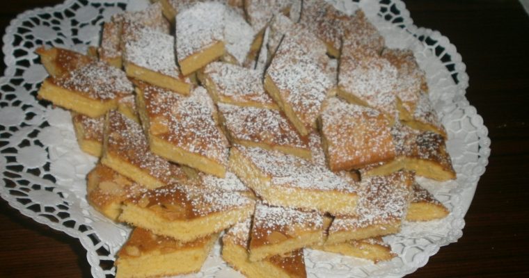 BISCOTTI SOFFICI ALLE MANDORLE