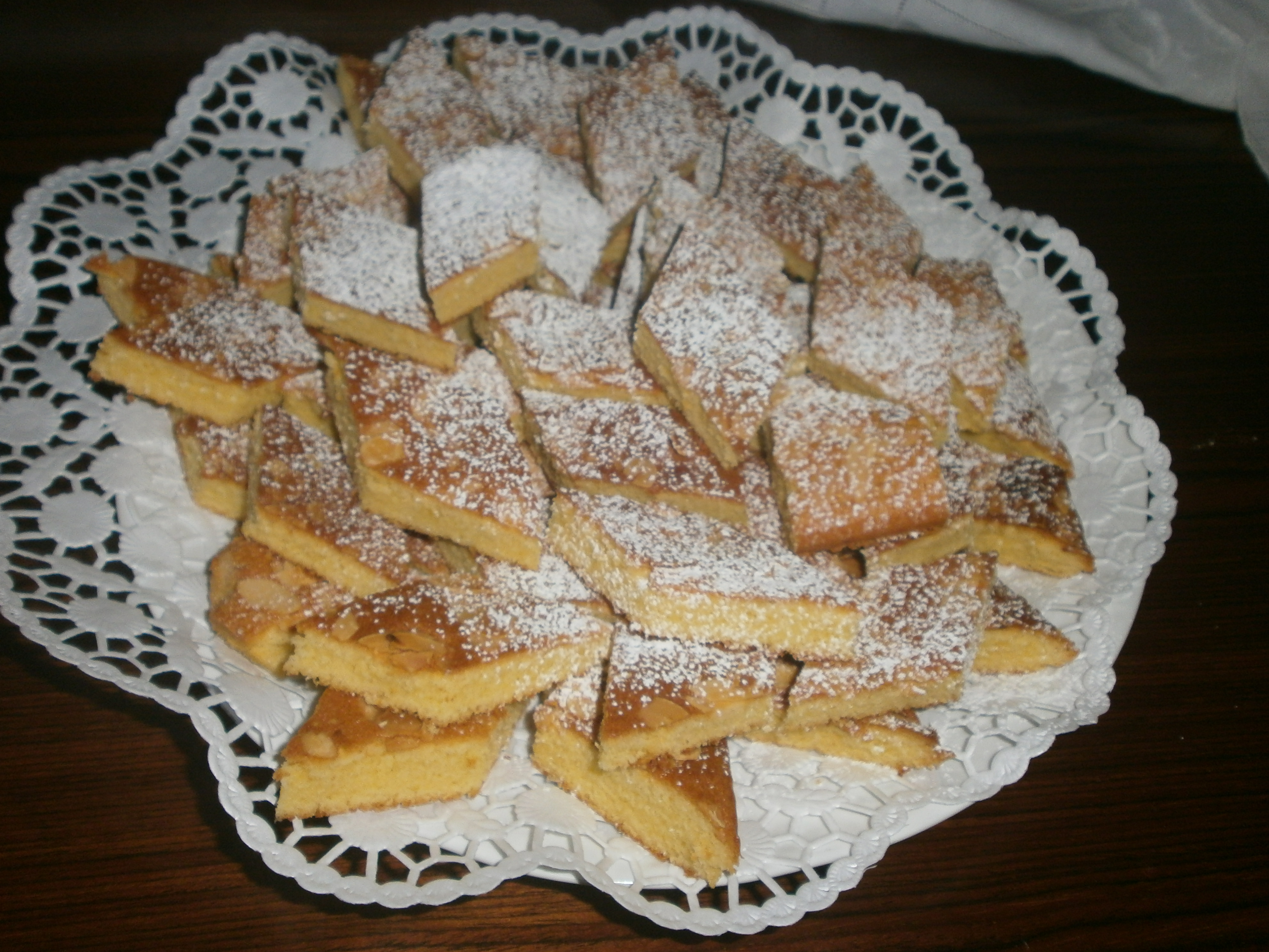 BISCOTTI SOFFICI ALLE MANDORLE