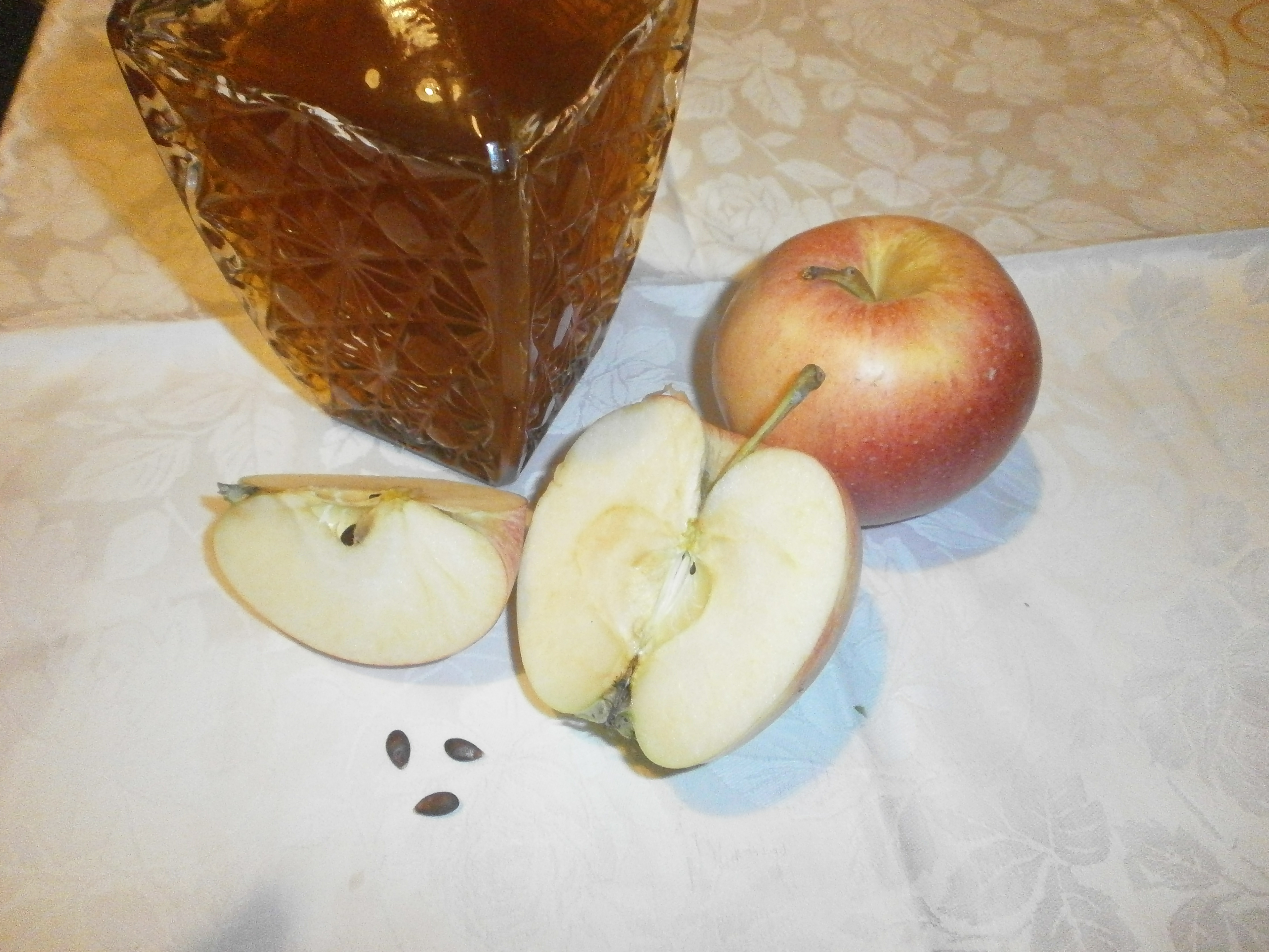 liquore ai semi di mela