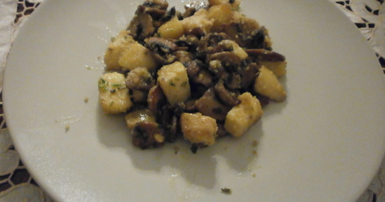 TRIFOLATA DI FUNGHI E PATATE