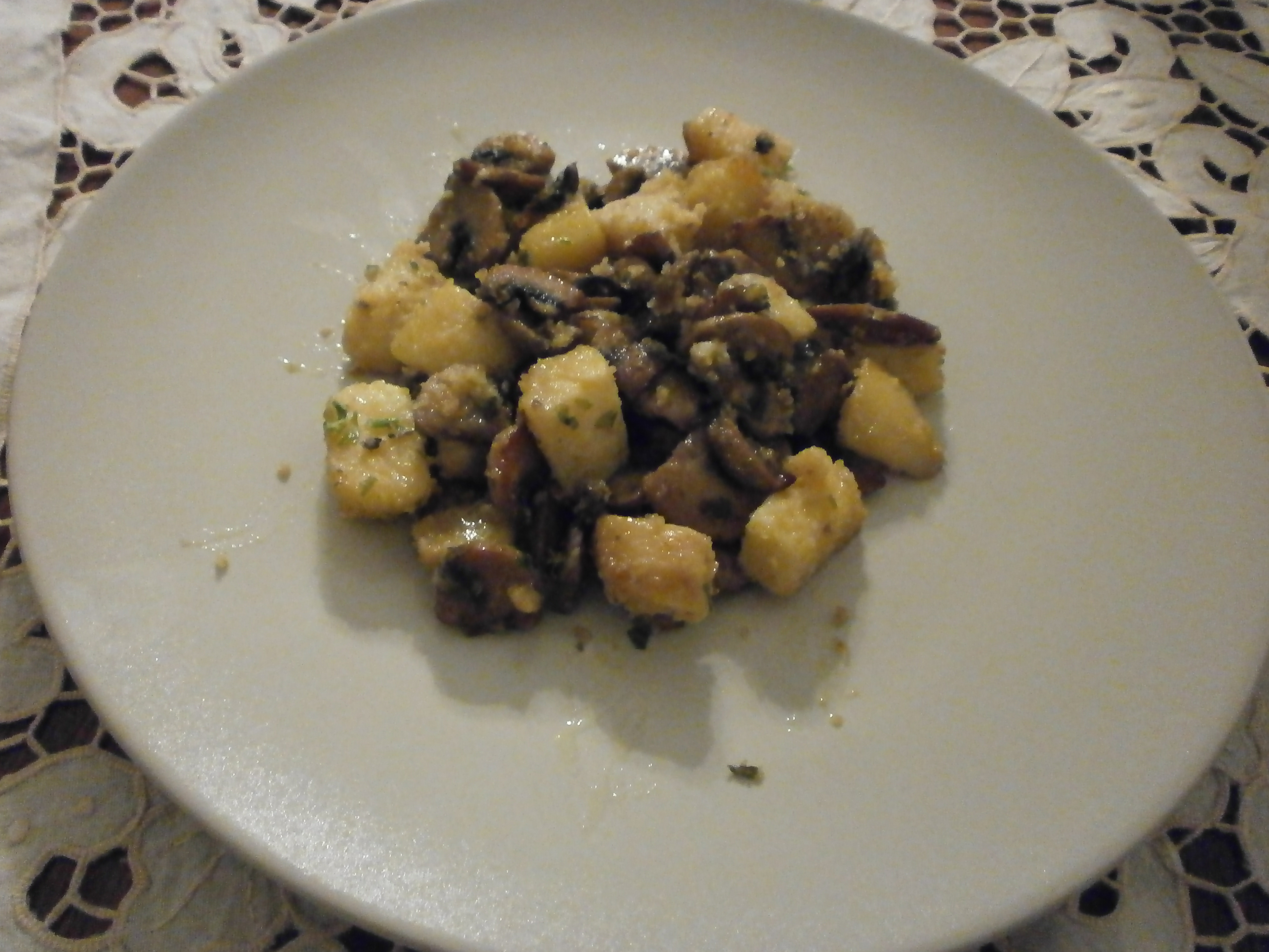 TRIFOLATA DI FUNGHI E PATATE