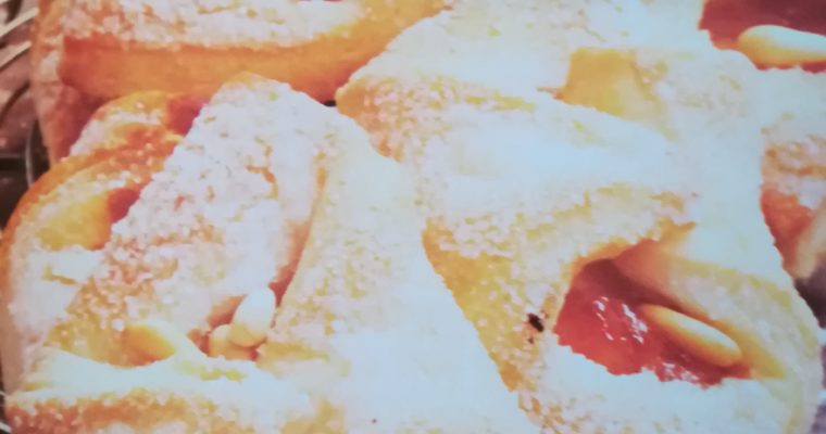 FAGOTTINI DI PASTA SFOGLIA